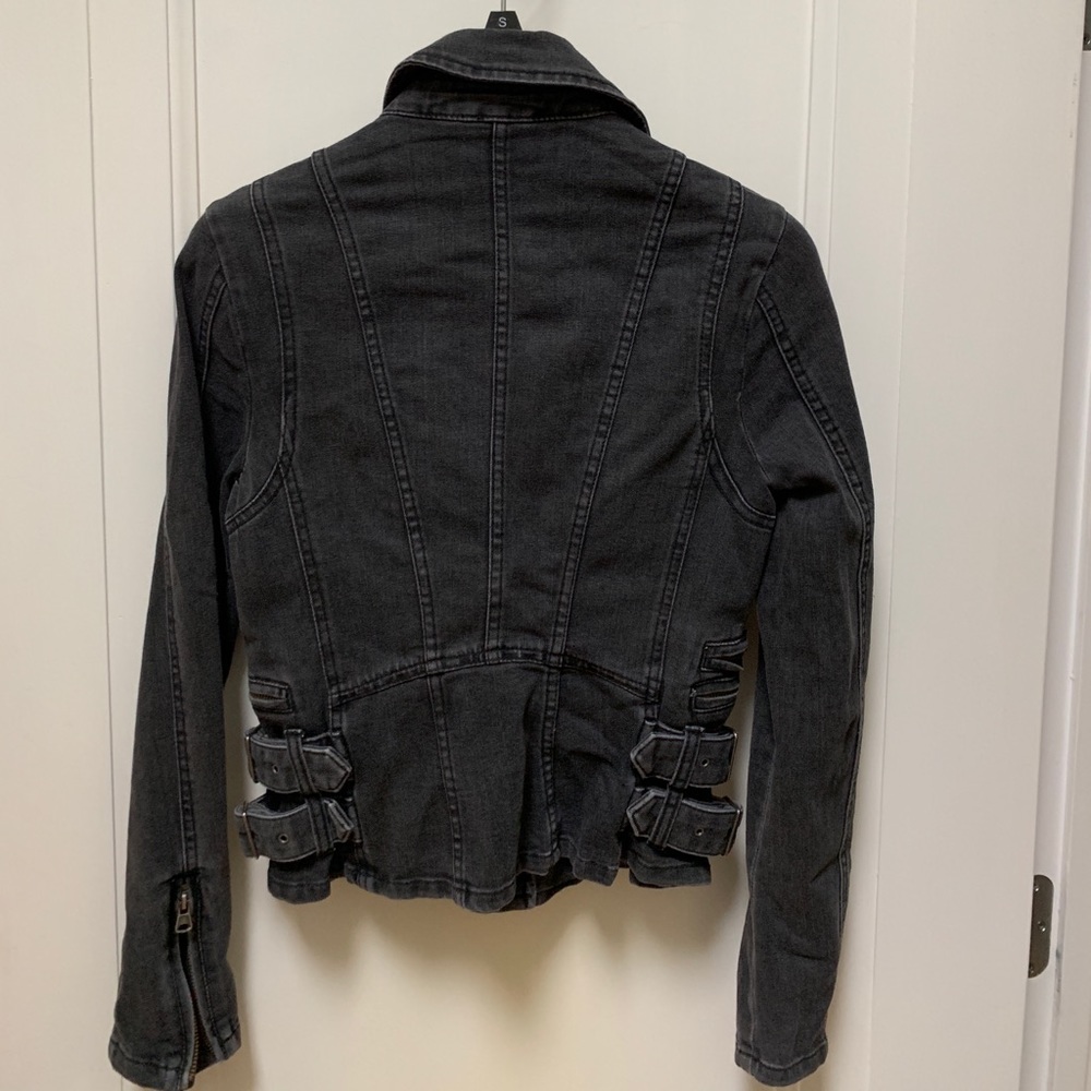 Jacket - Picture 2 of 5